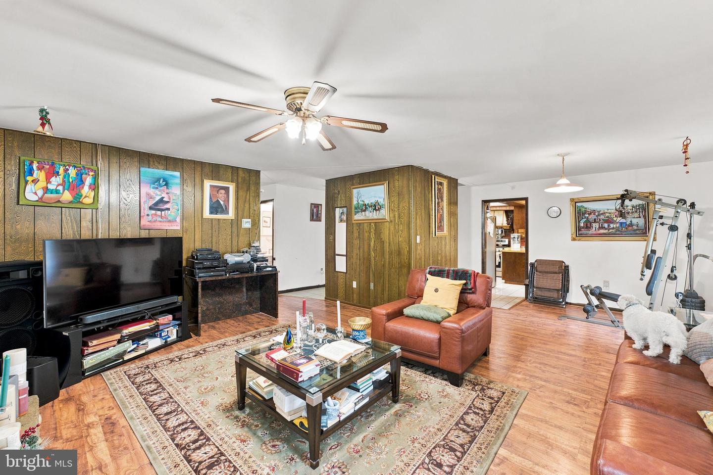 9 Hancock Ln Property Photo 3