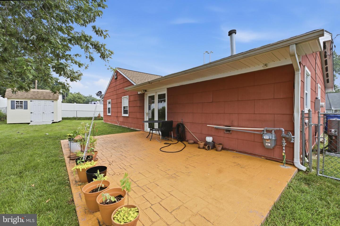 9 Hancock Ln Property Photo 16