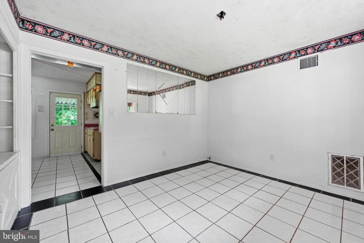 14 Poppy Turn Property Photo 15