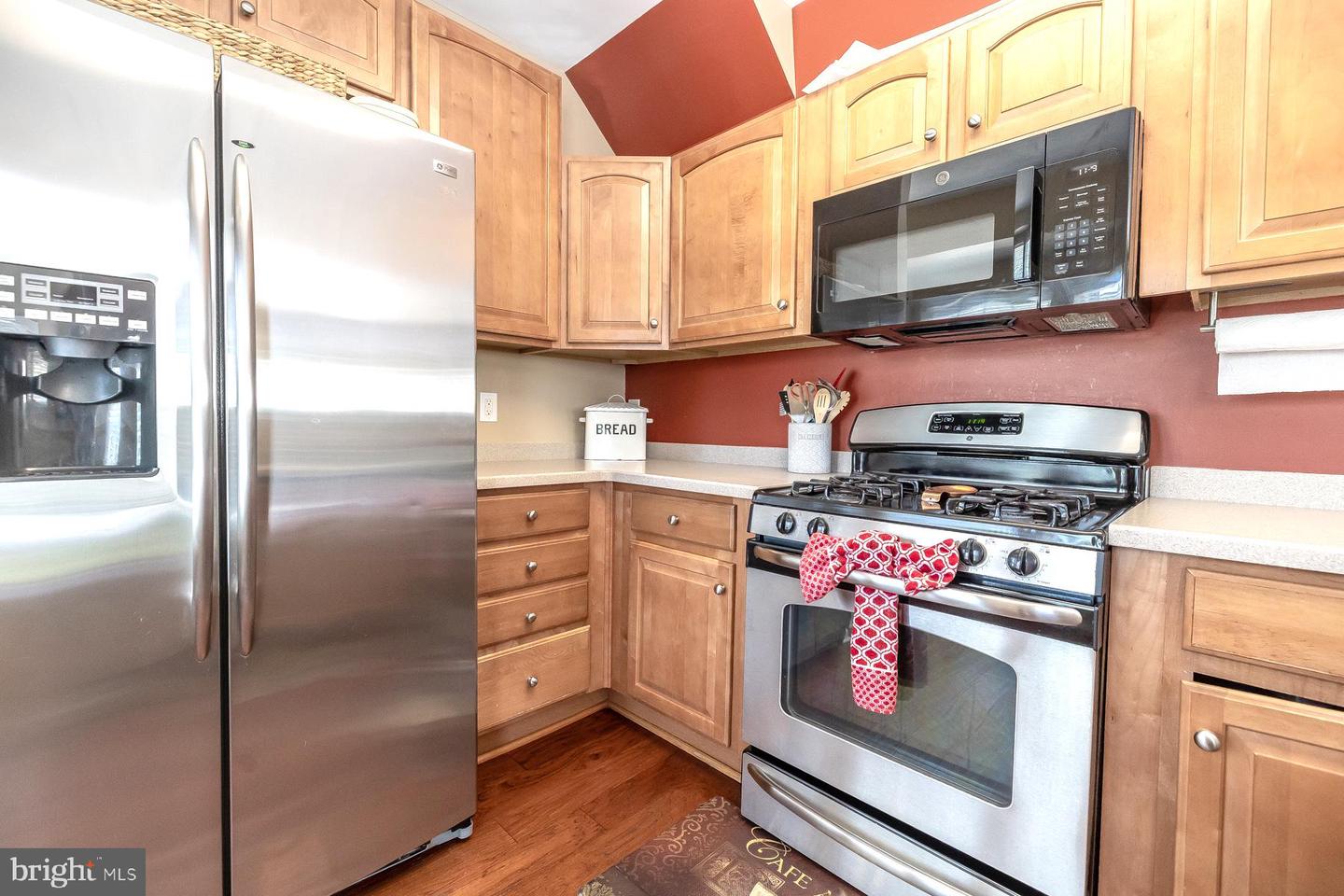 3 Fox Ct Property Photo 8