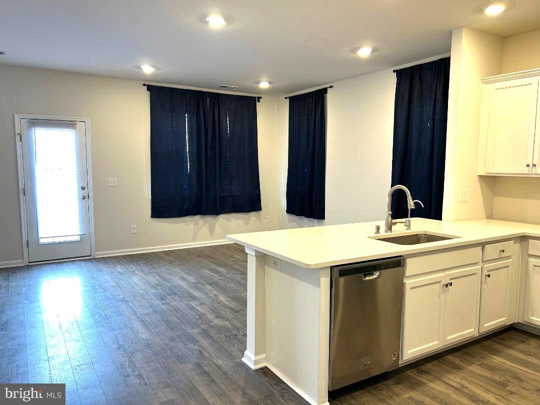 50 Peregrine Way Property Photo 8