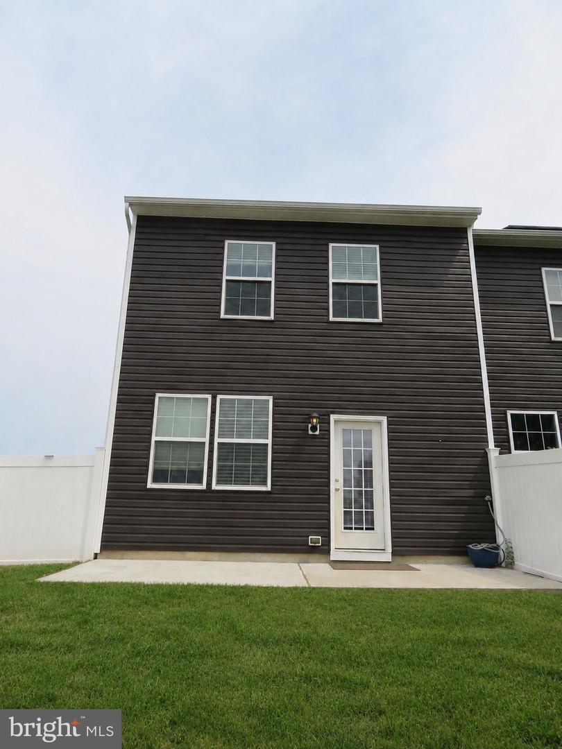 50 Peregrine Way Property Photo 23