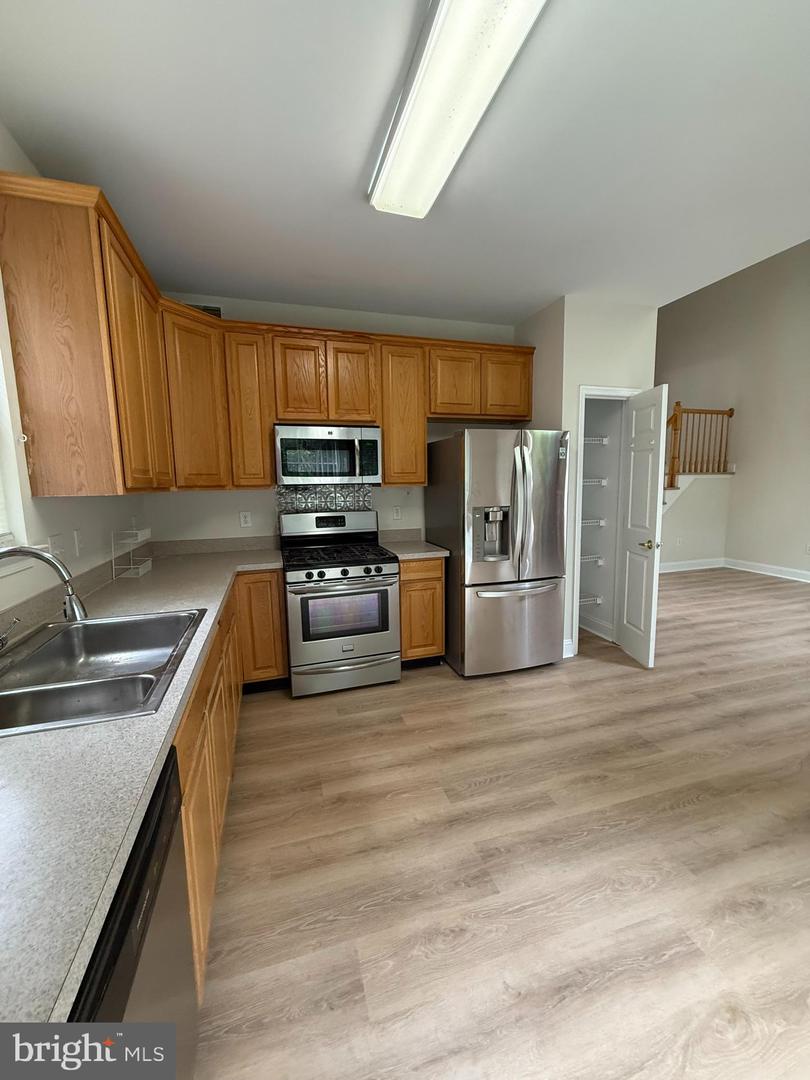 47 Ross Way Property Photo 15