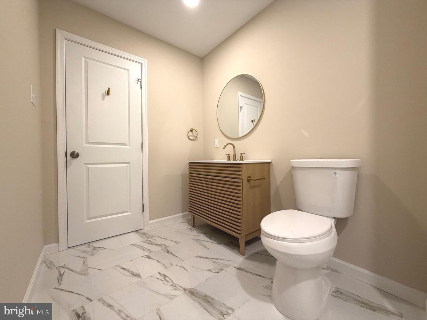 32 Press Ave Property Photo 8
