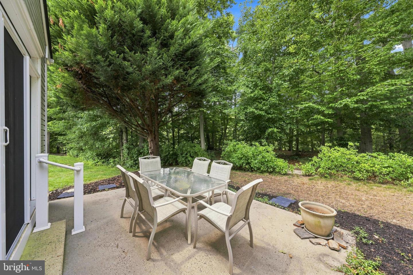 166 Glengarry Ln Property Photo 33