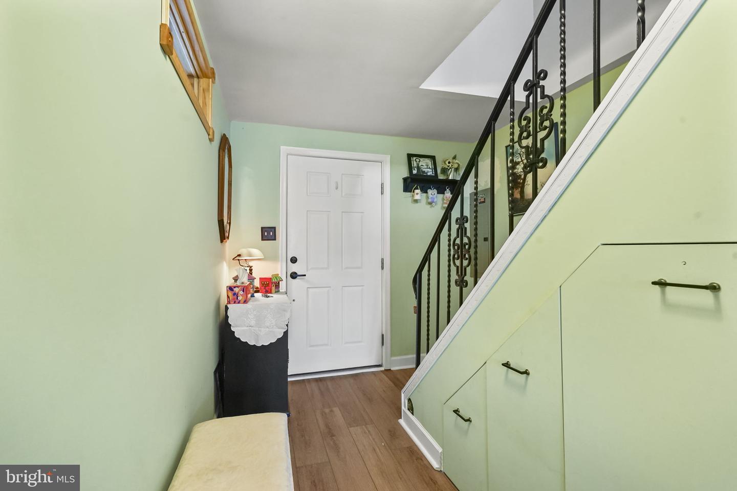 18 Oak Landing Rd Property Photo 4