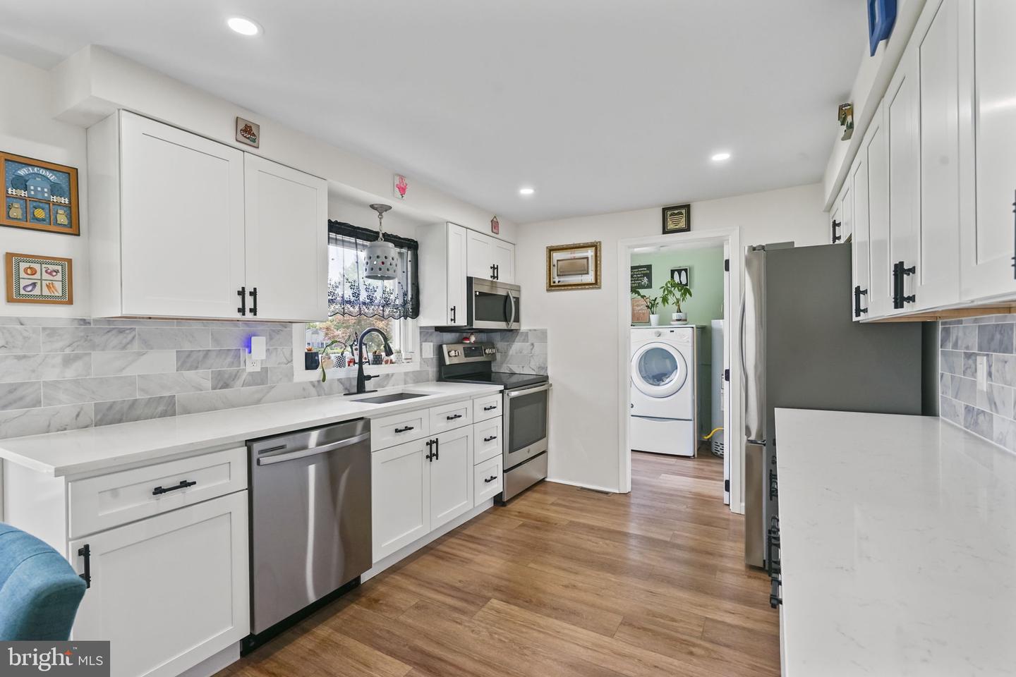 18 Oak Landing Rd Property Photo 8