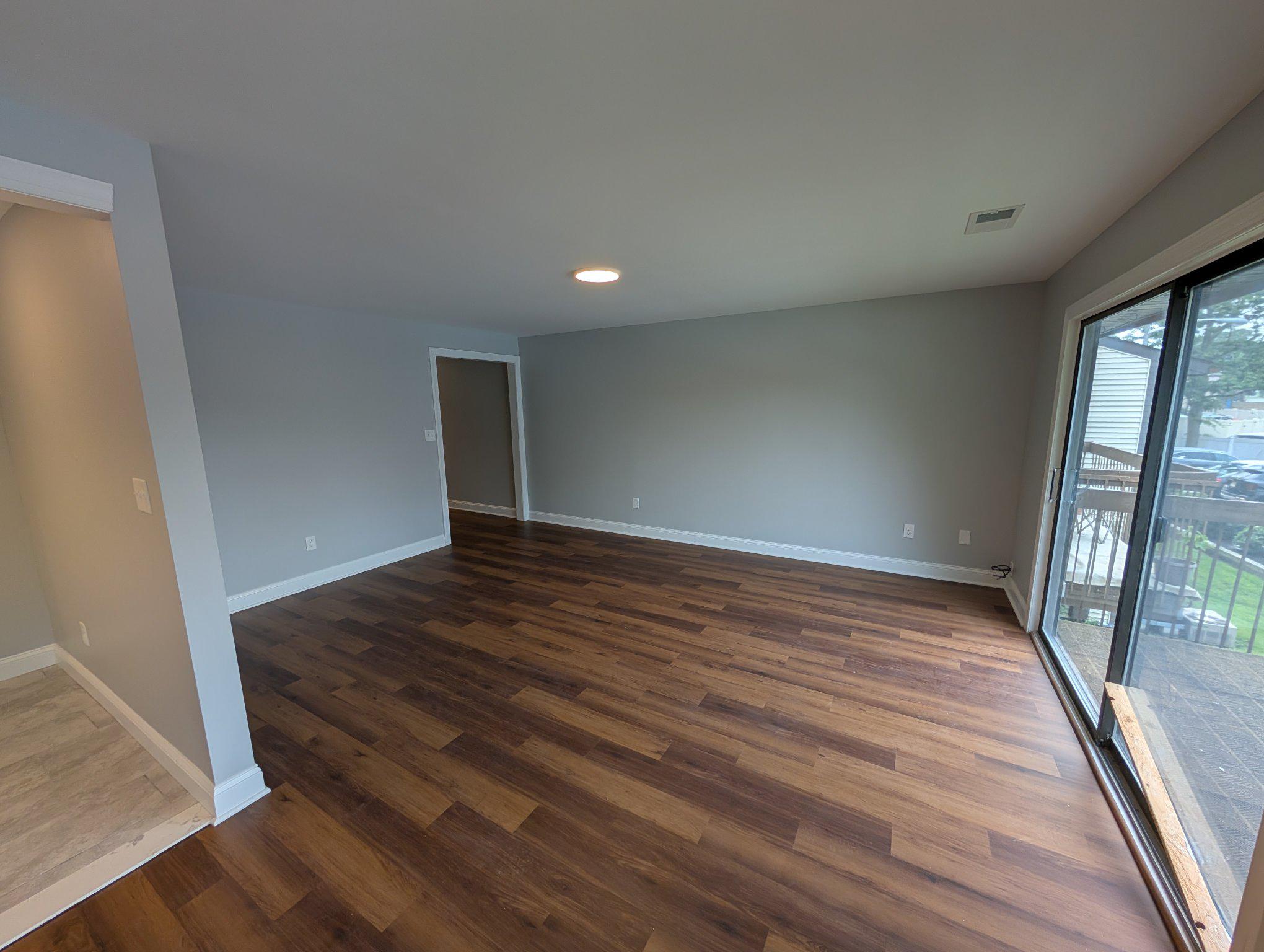 115 E Kings Hwy #218 Property Photo 4