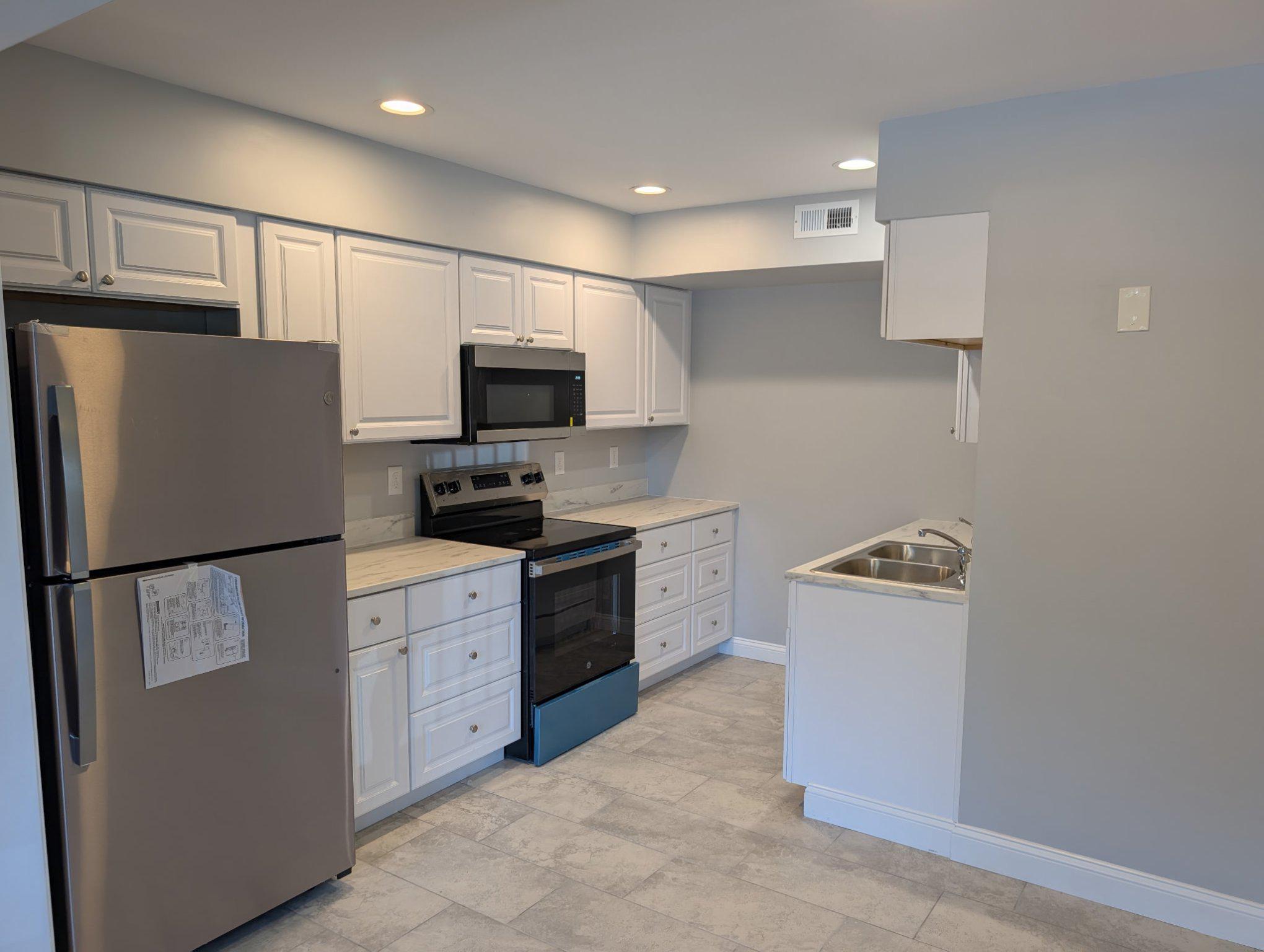 115 E Kings Hwy #218 Property Photo 5