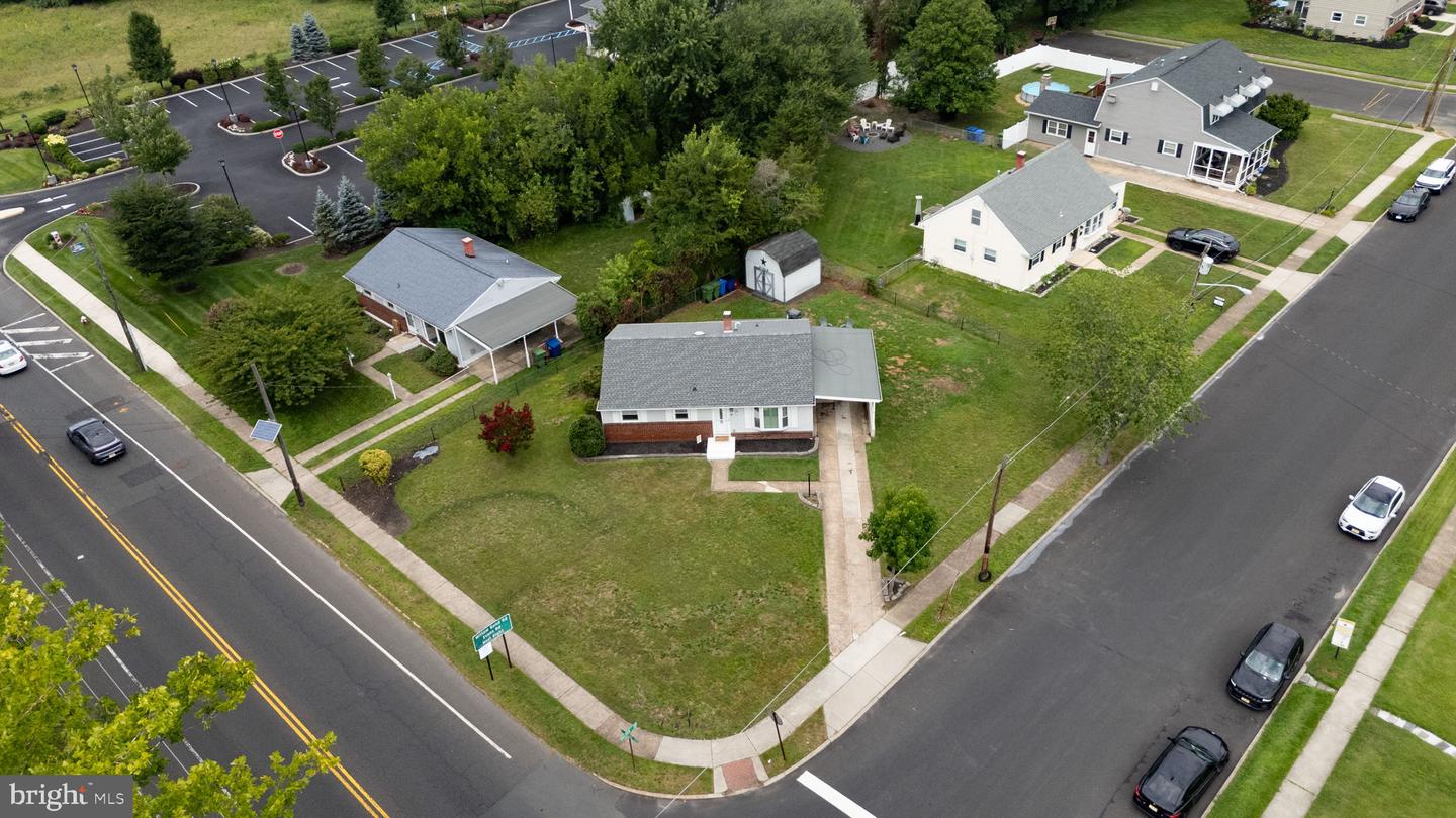 1 Walden Rd Property Photo 24
