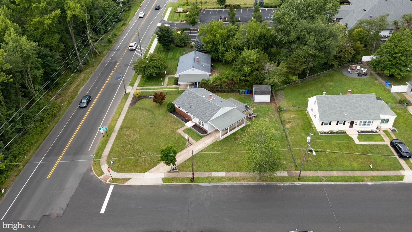 1 Walden Rd Property Photo 27