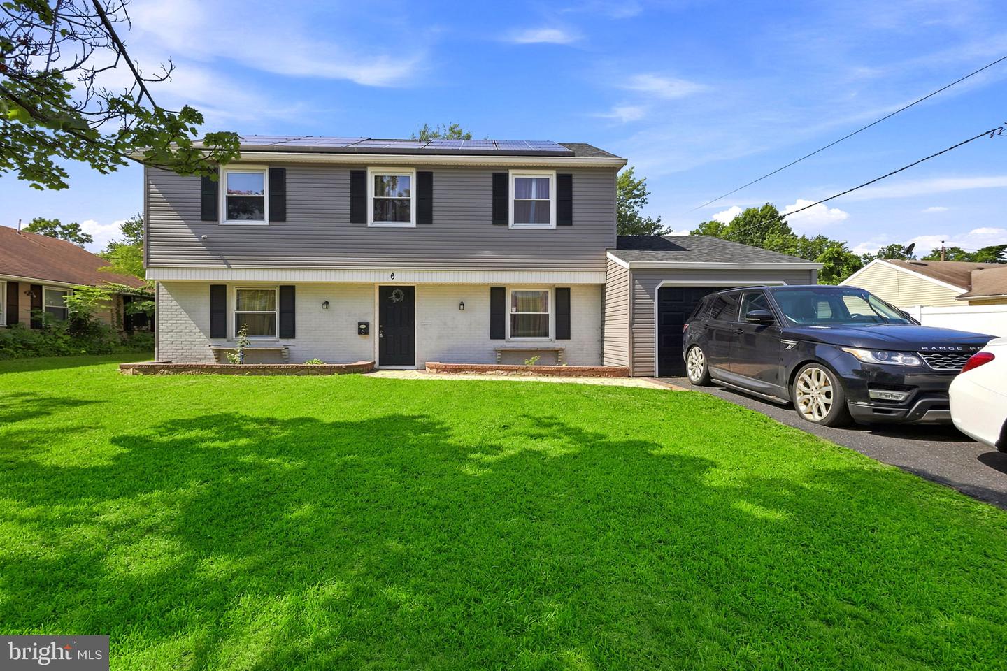 6 Pilgrim Ln Property Photo 1