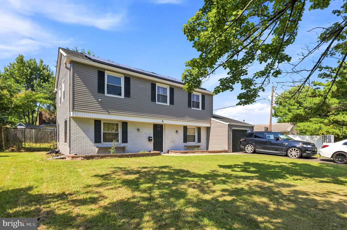 6 Pilgrim Ln Property Photo 2