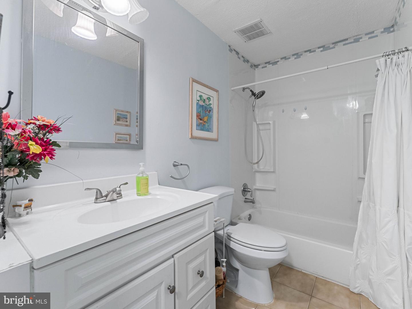 115 E Kings Hwy #438 Property Photo 13
