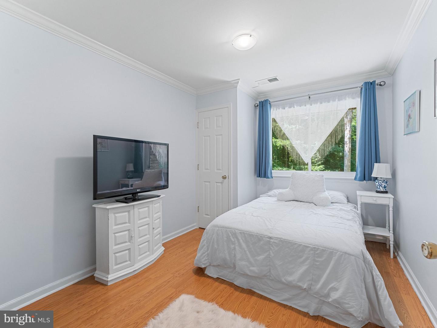115 E Kings Hwy #438 Property Photo 16