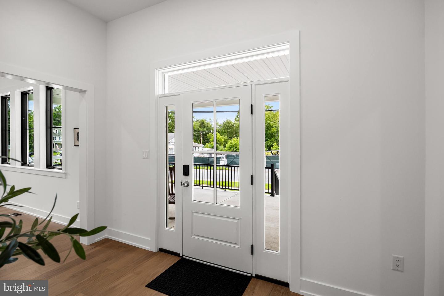 6 Chapel Ave Property Photo 10