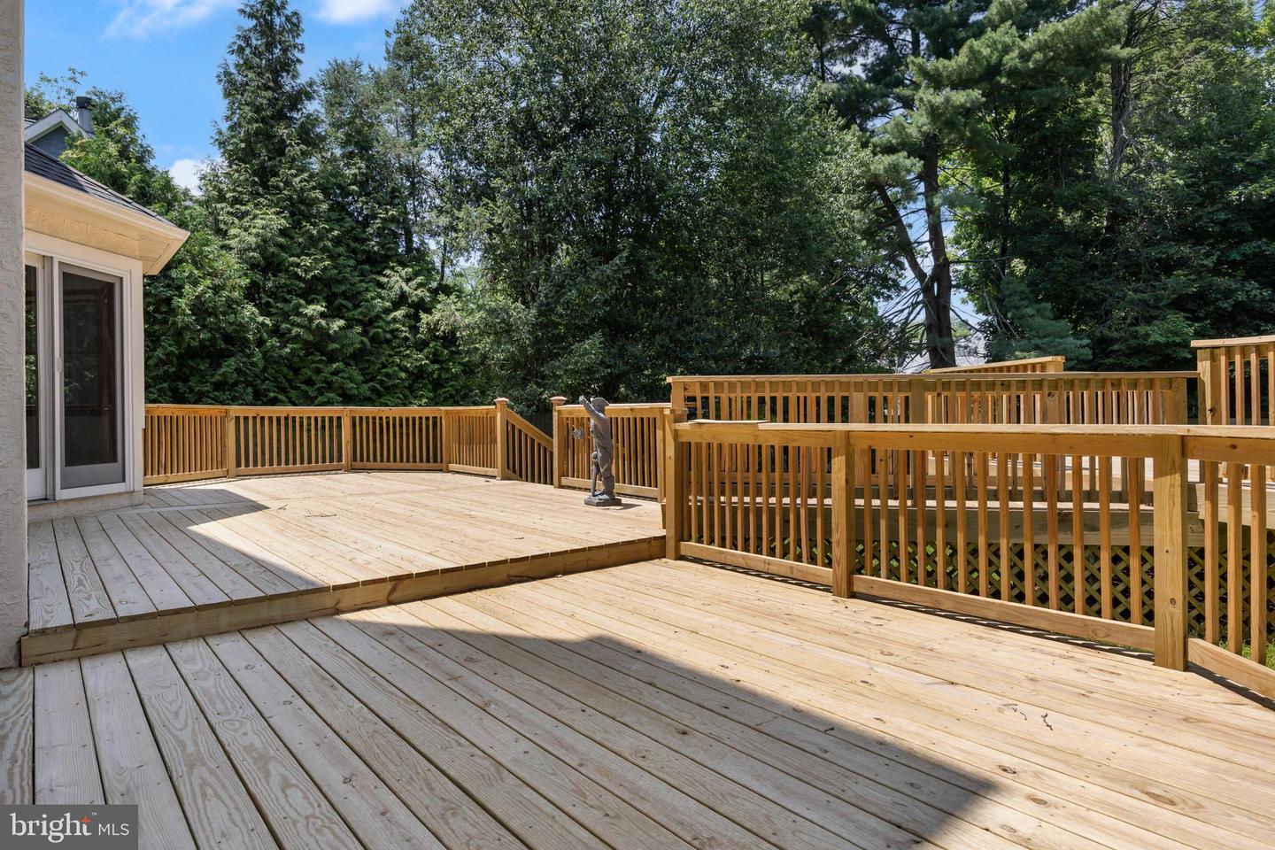 57 E Central Ave Property Photo 16