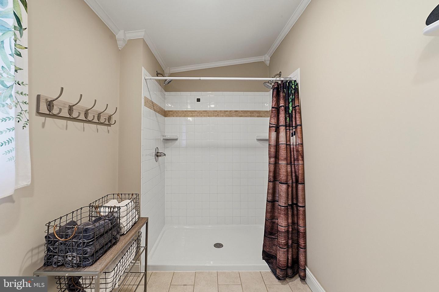 653 Windsor Ave Property Photo 14