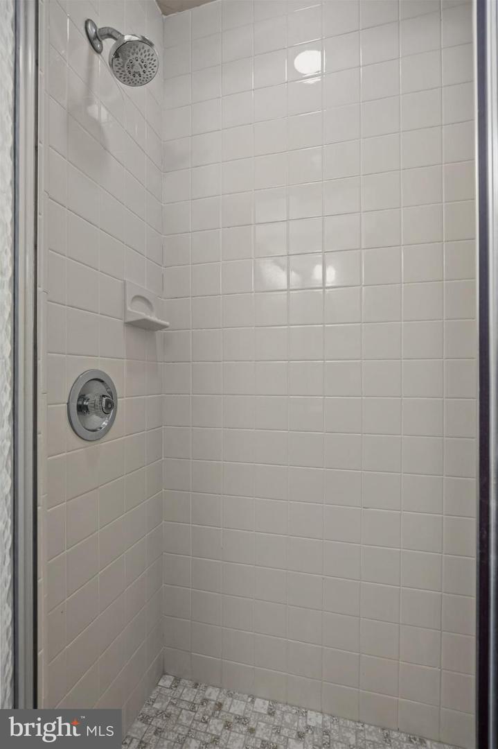 623 Devon Rd Property Photo 11