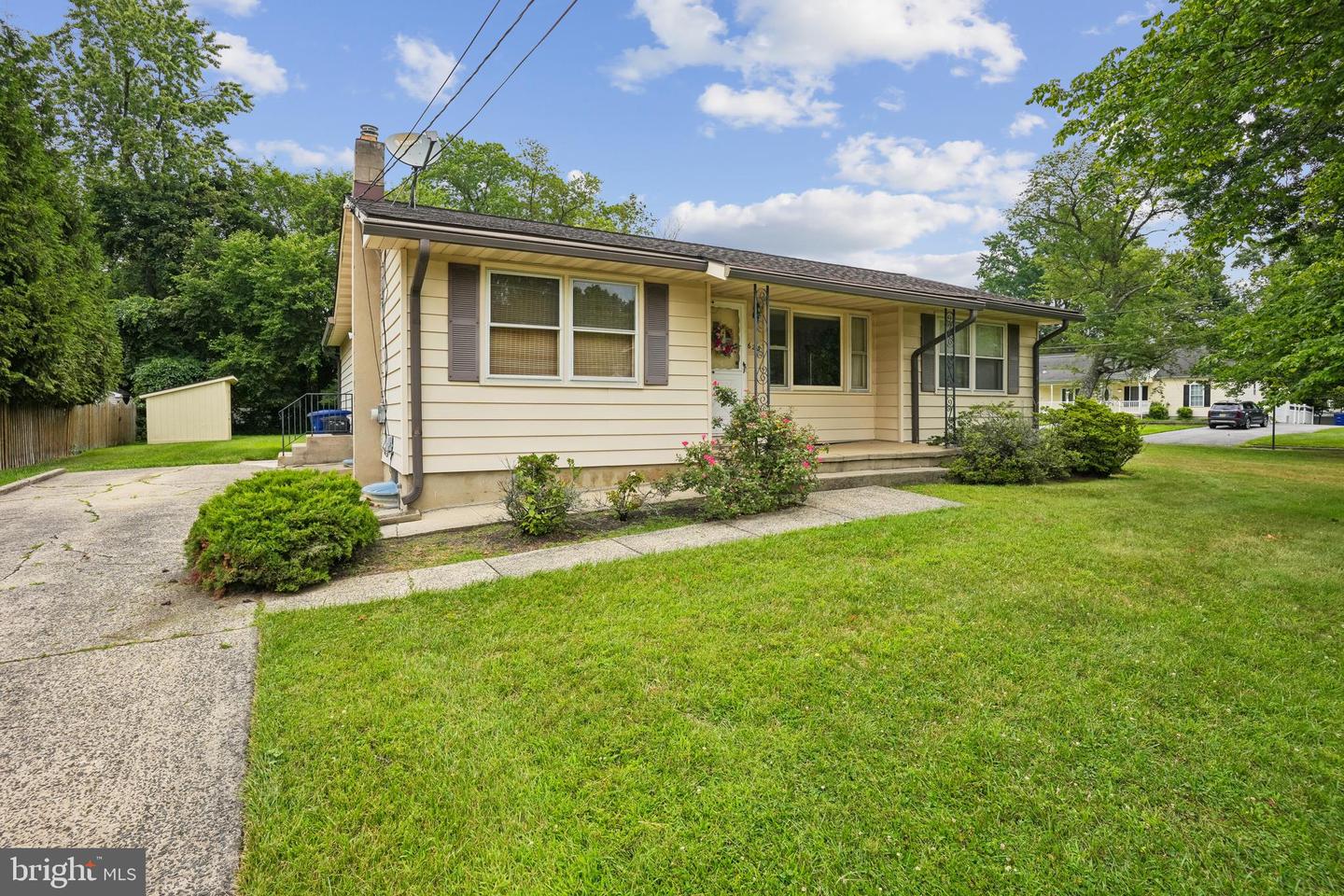 623 Bethel Ave Property Photo 1