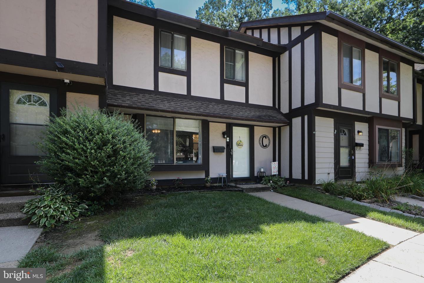 9 Mulberry Ct Property Photo 3