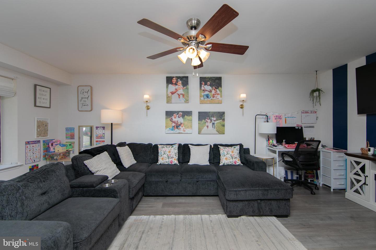 9 Mulberry Ct Property Photo 7