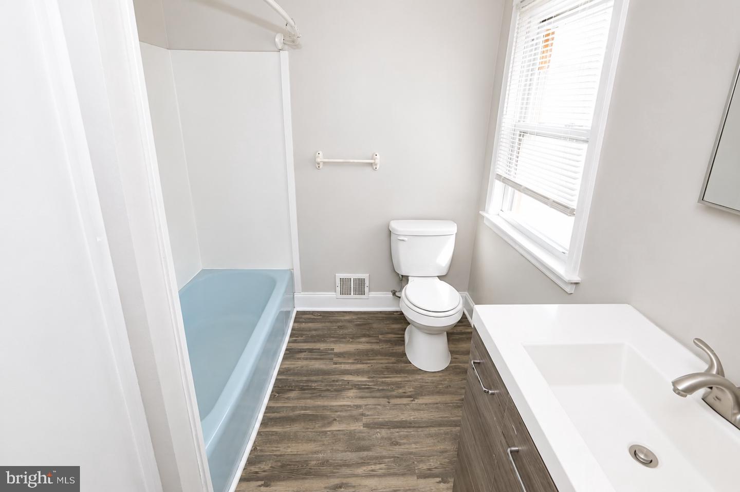1209 High St Property Photo 7