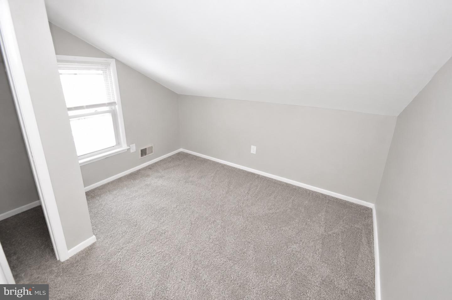 1209 High St Property Photo 8