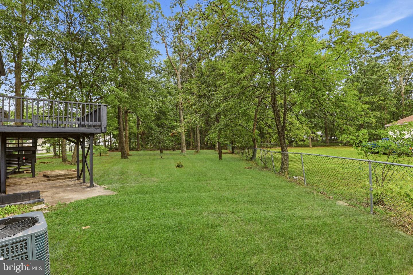 300 New Hampshire Rd Property Photo 32