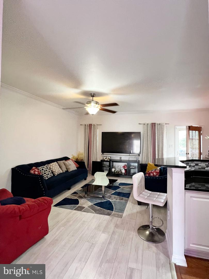 10 Peppermint Dr Property Photo 11