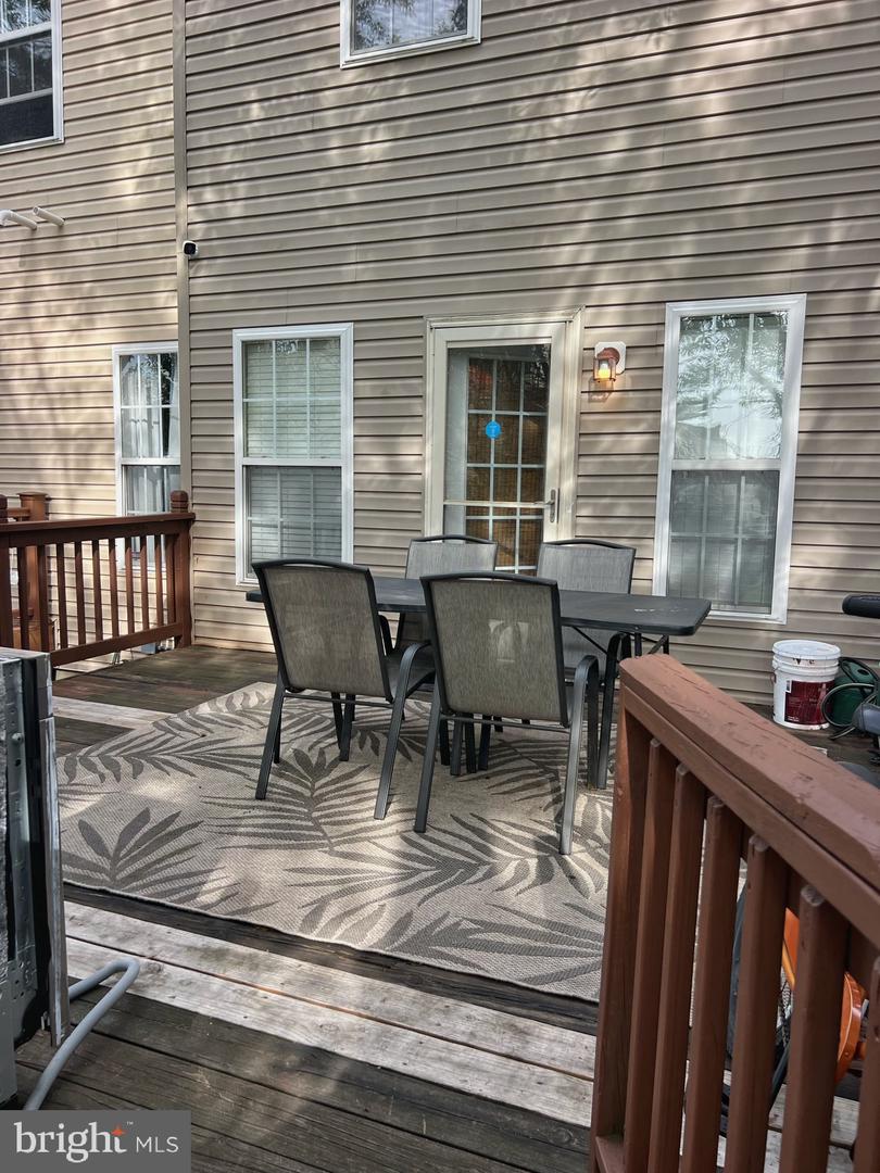 10 Peppermint Dr Property Photo 17