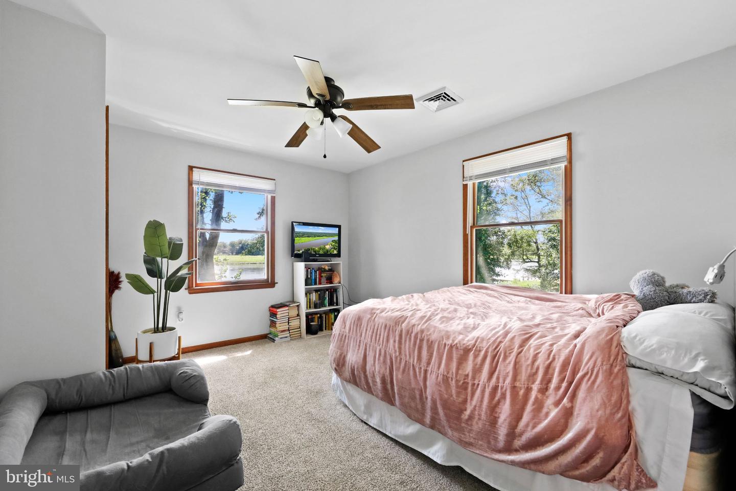1 S Kennedy Way Property Photo 29