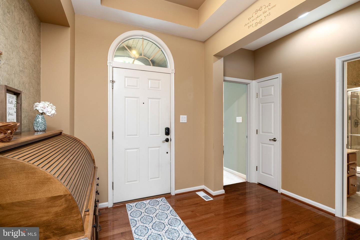 27 Applegate Dr Property Photo 3