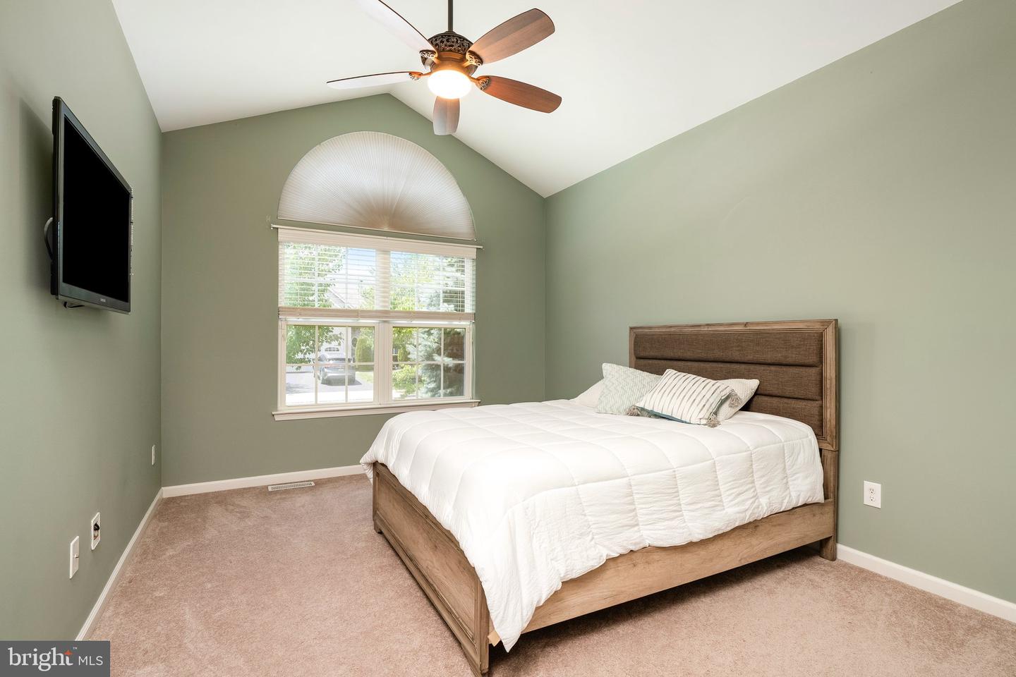 27 Applegate Dr Property Photo 14