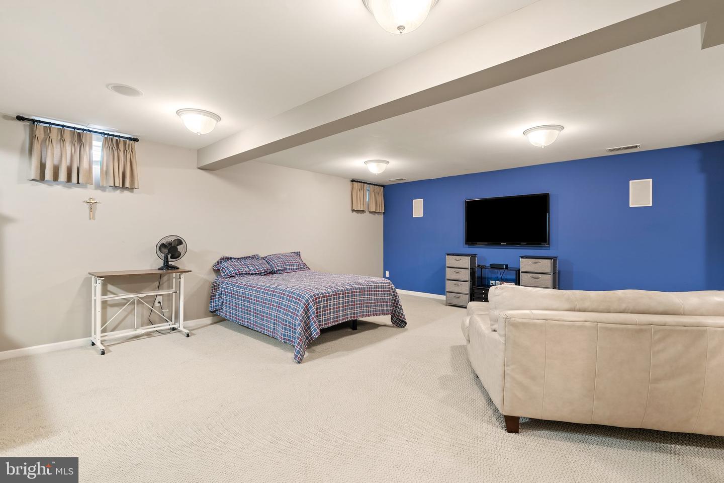 27 Applegate Dr Property Photo 24