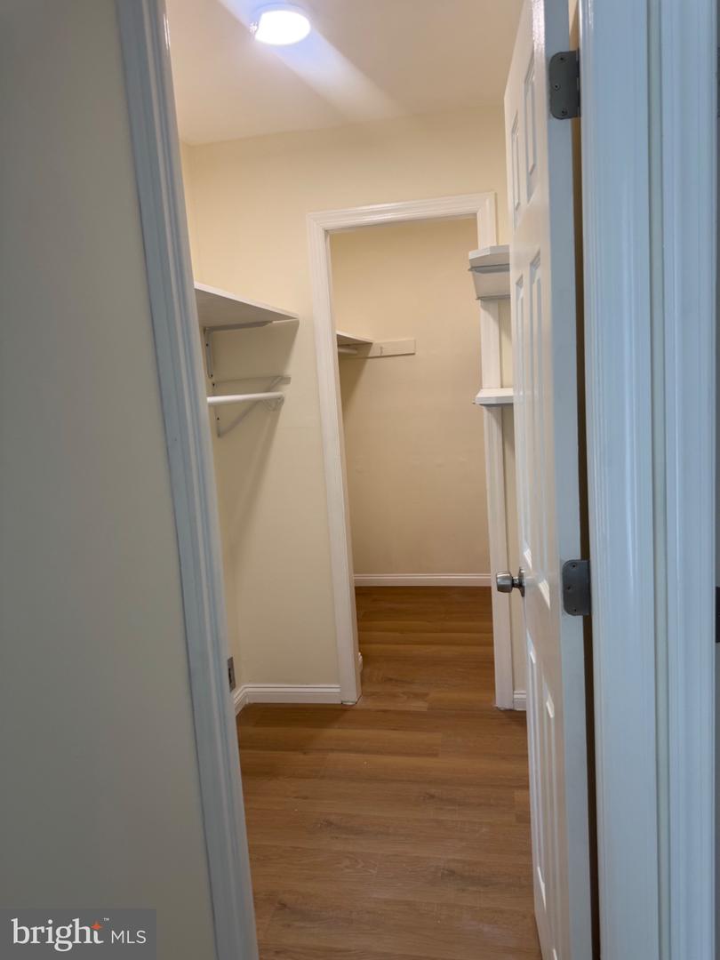 220 Deerpark Ct Property Photo 19