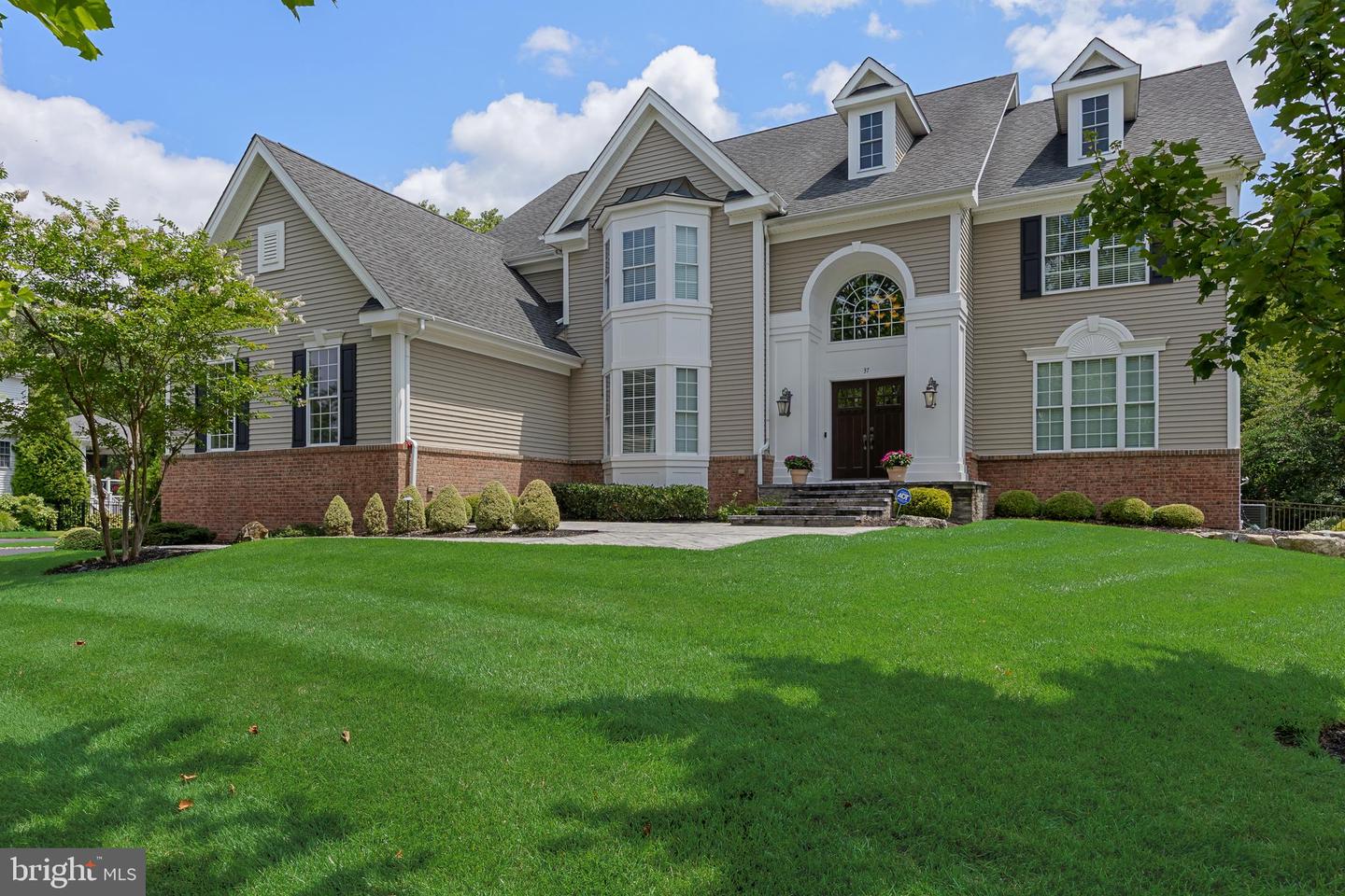 37 Foxcroft Way Property Photo 2