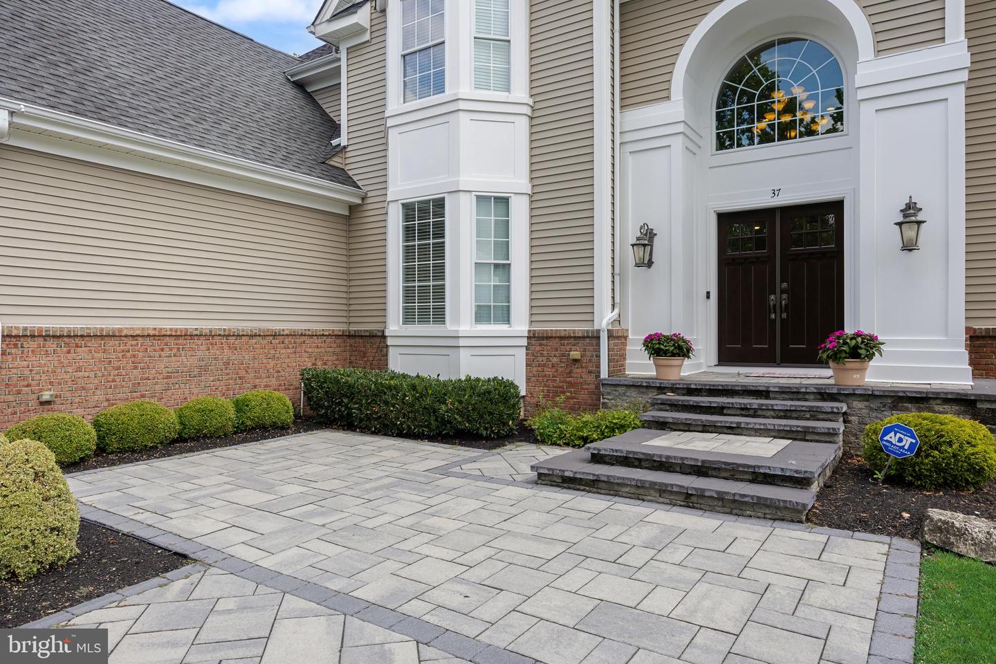 37 Foxcroft Way Property Photo 4