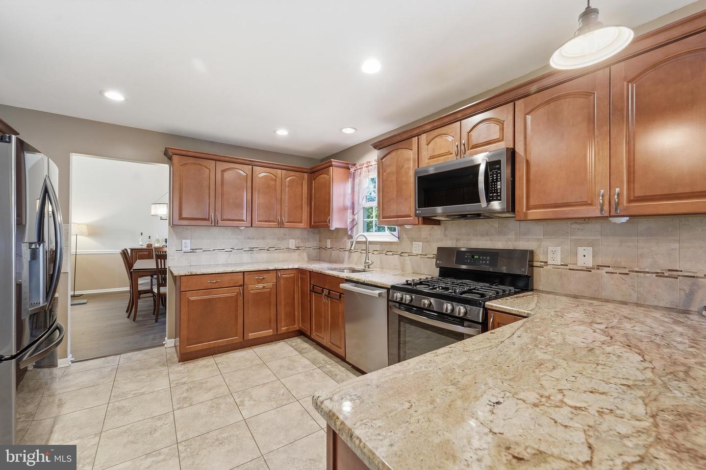 29 Harrogate Dr Property Photo 12