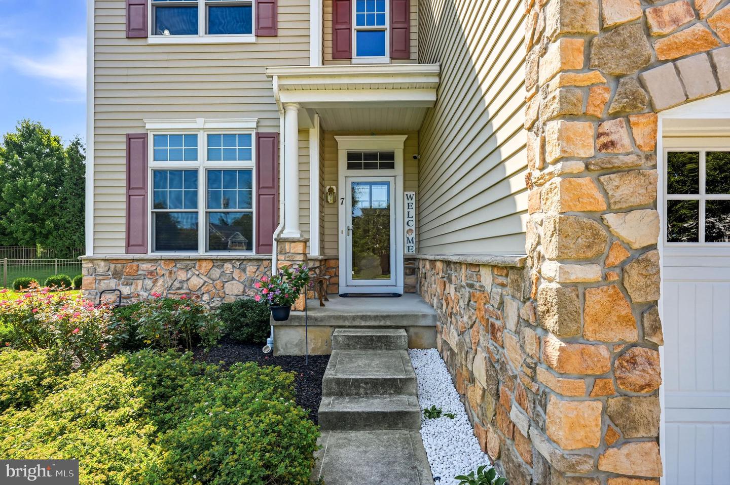 7 Transom Ct Property Photo 3