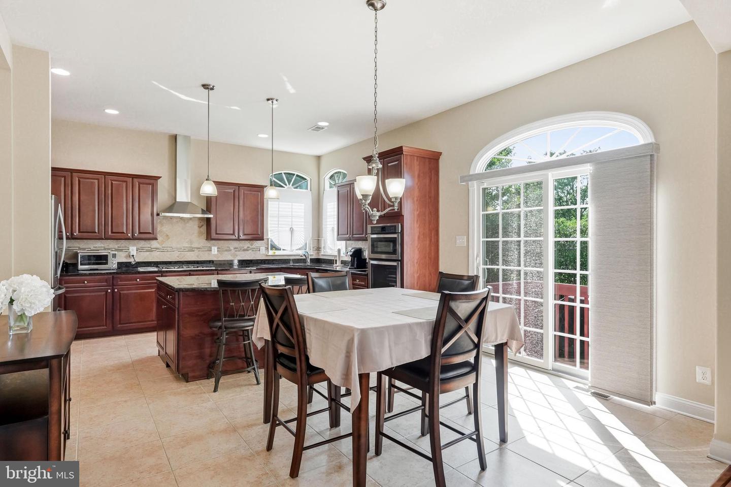 7 Transom Ct Property Photo 17