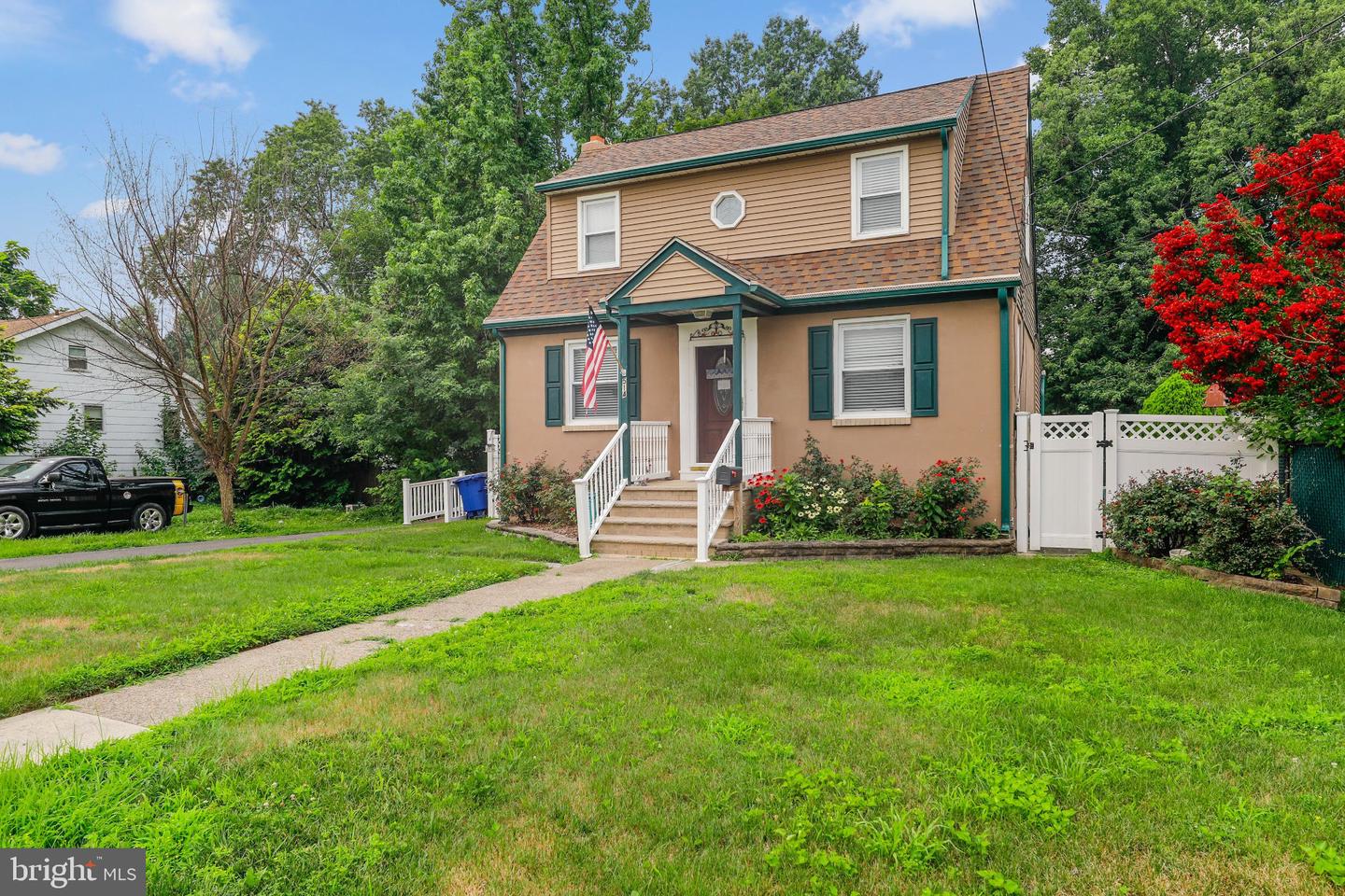 514 Cutler Ave Property Photo 1
