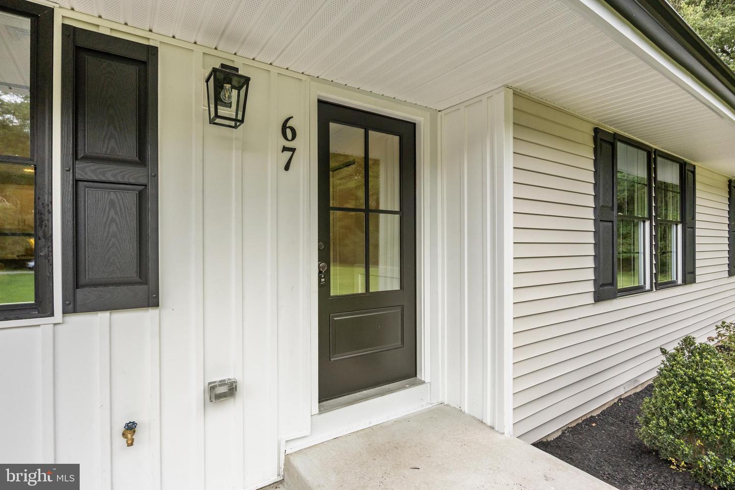 67 Springers Brook Rd Property Photo 3