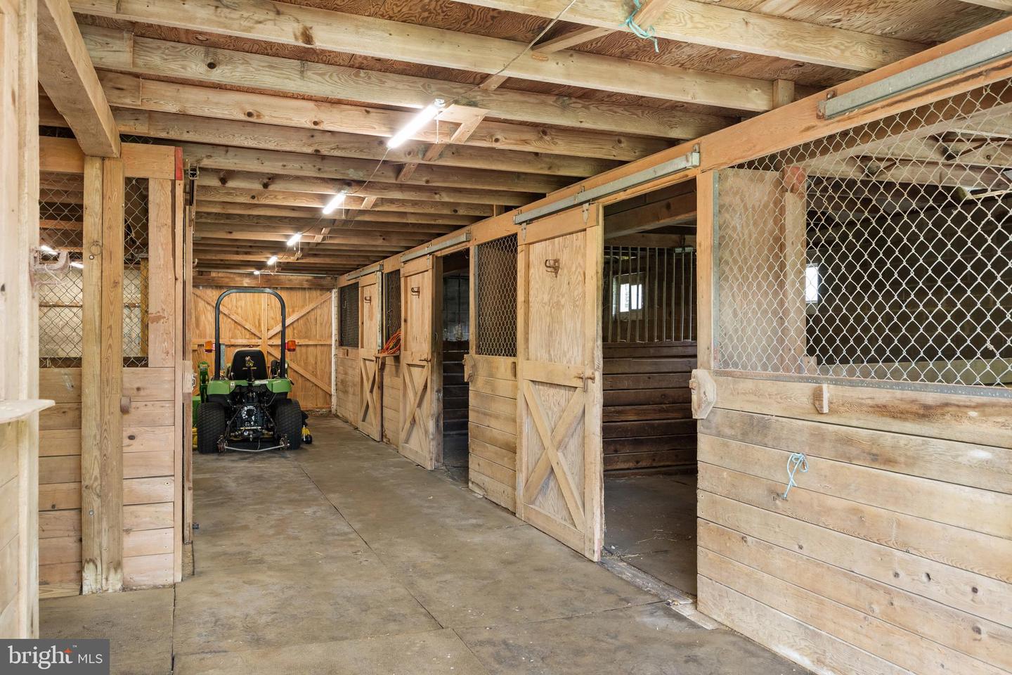67 Springers Brook Rd Property Photo 29