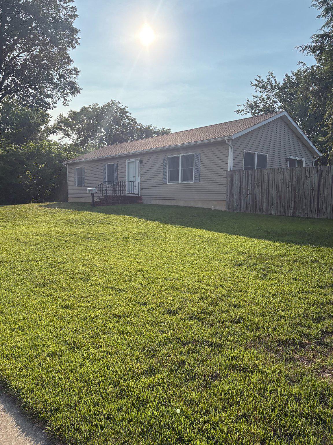 97 Hendrickson Ave Property Photo 2