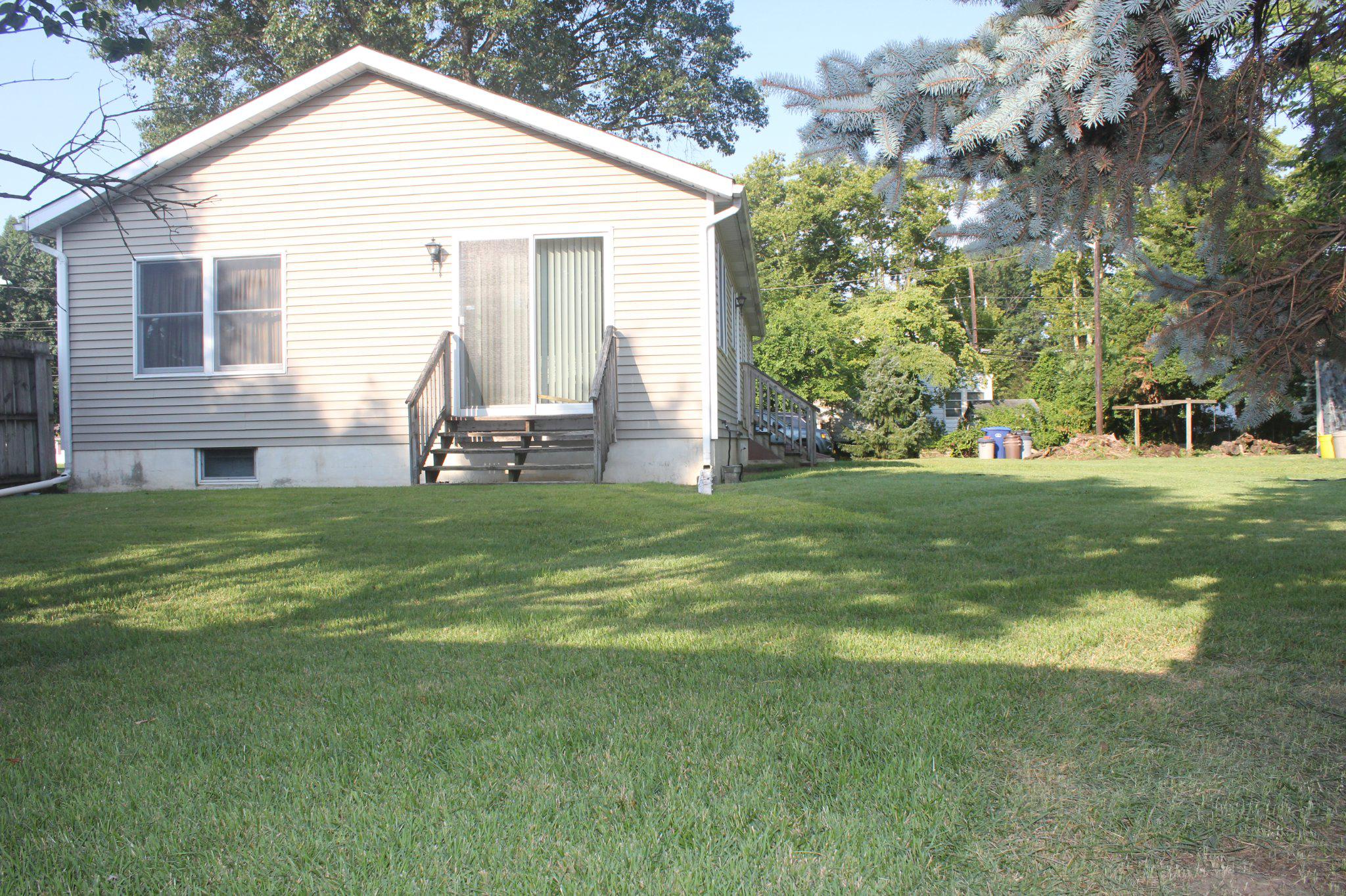 97 Hendrickson Ave Property Photo 13