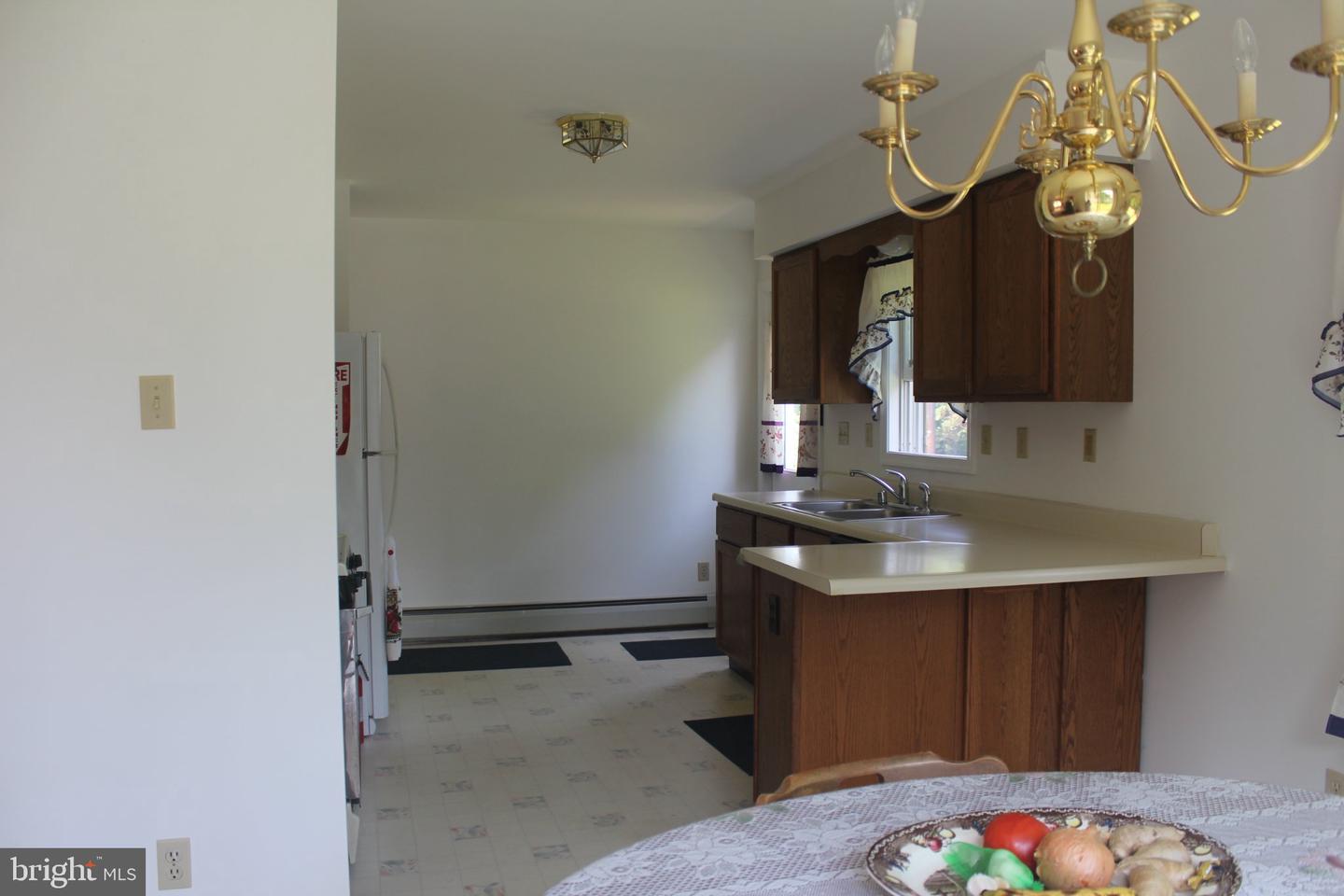 97 Hendrickson Ave Property Photo 18