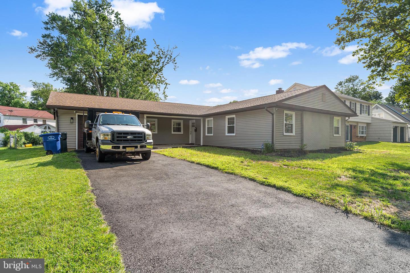 57 Eastbrook Ln Property Photo 1