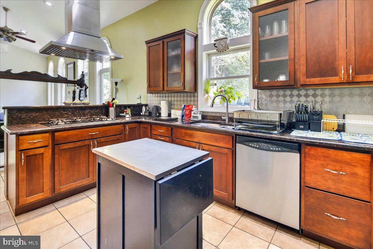 98a Dunns Mill Rd Property Photo 19