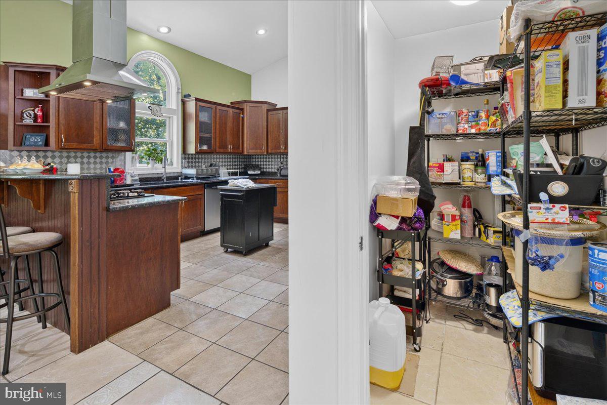 98a Dunns Mill Rd Property Photo 20
